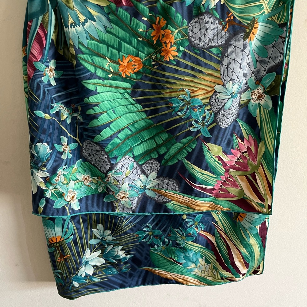 100% silk - Picture 4 of 4